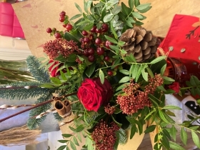 Red Christmas Bouquet